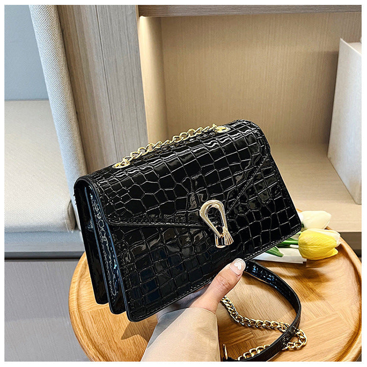 Crocodile Pattern Women's Chain Bag